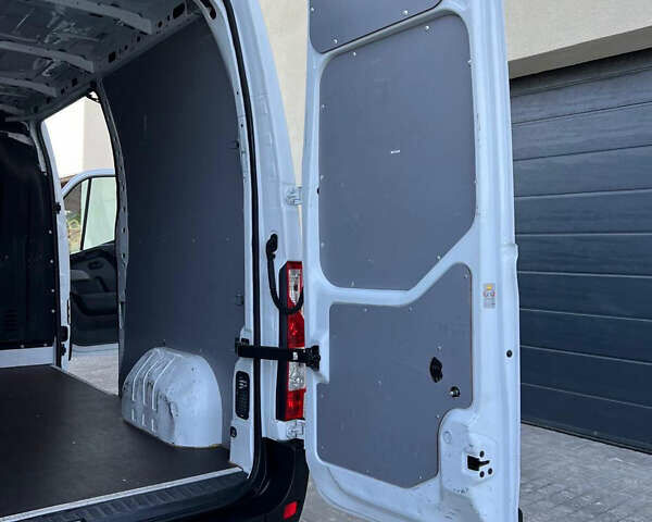 Білий Опель Movano, об'ємом двигуна 0 л та пробігом 145 тис. км за 16850 $, фото 19 на Automoto.ua