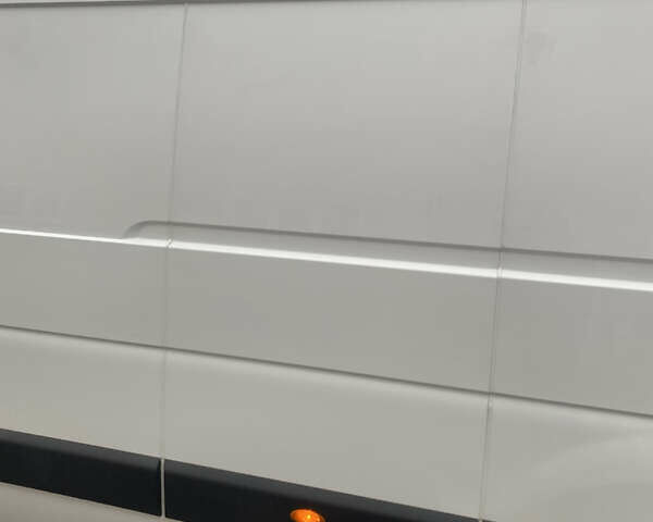 Белый Опель Movano, объемом двигателя 2.3 л и пробегом 415 тыс. км за 15400 $, фото 11 на Automoto.ua