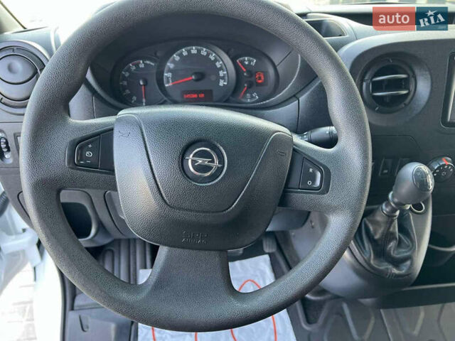 Білий Опель Movano, об'ємом двигуна 0 л та пробігом 145 тис. км за 16850 $, фото 26 на Automoto.ua