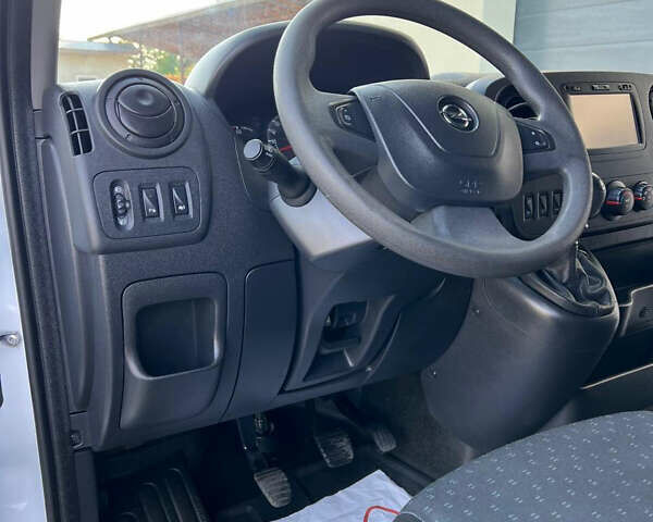 Білий Опель Movano, об'ємом двигуна 0 л та пробігом 145 тис. км за 16850 $, фото 24 на Automoto.ua