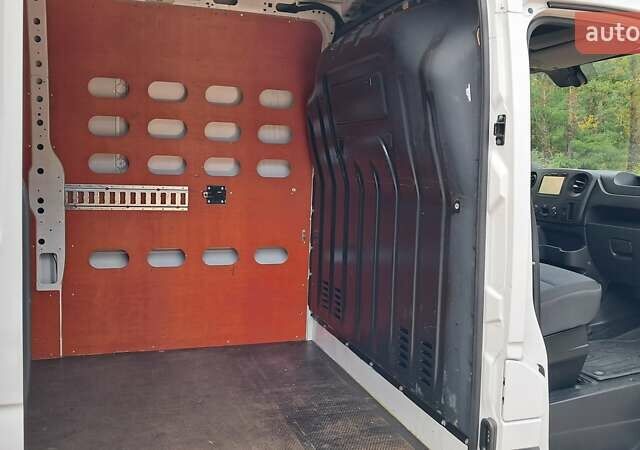 Білий Опель Movano, об'ємом двигуна 0 л та пробігом 220 тис. км за 15700 $, фото 21 на Automoto.ua