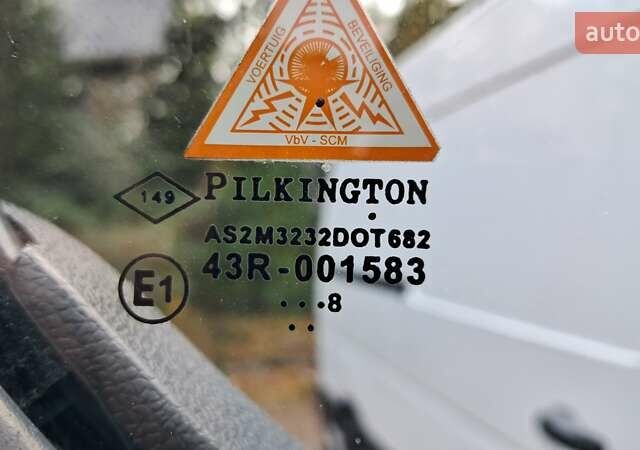 Білий Опель Movano, об'ємом двигуна 0 л та пробігом 220 тис. км за 15700 $, фото 24 на Automoto.ua