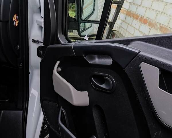 Белый Опель Movano, объемом двигателя 2.3 л и пробегом 245 тыс. км за 17200 $, фото 13 на Automoto.ua