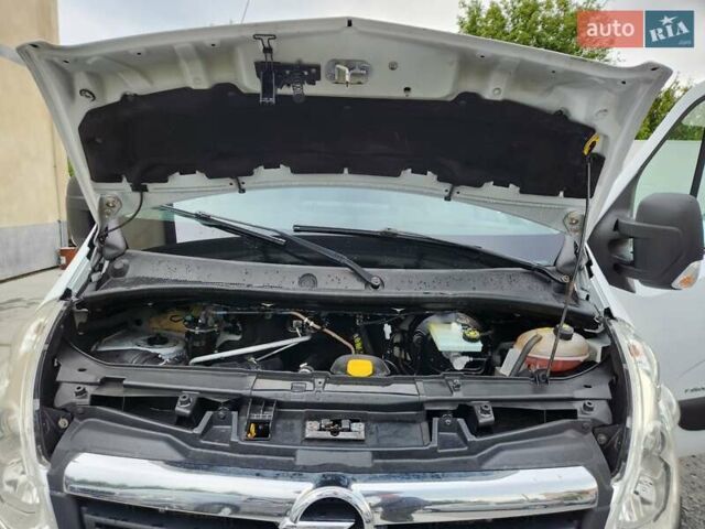 Білий Опель Movano, об'ємом двигуна 2.3 л та пробігом 224 тис. км за 16900 $, фото 22 на Automoto.ua