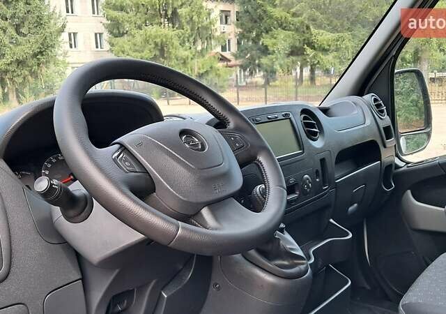 Білий Опель Movano, об'ємом двигуна 0 л та пробігом 220 тис. км за 15700 $, фото 8 на Automoto.ua