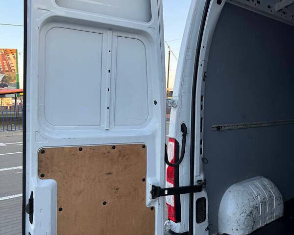 Белый Опель Movano, объемом двигателя 2.3 л и пробегом 335 тыс. км за 15500 $, фото 16 на Automoto.ua