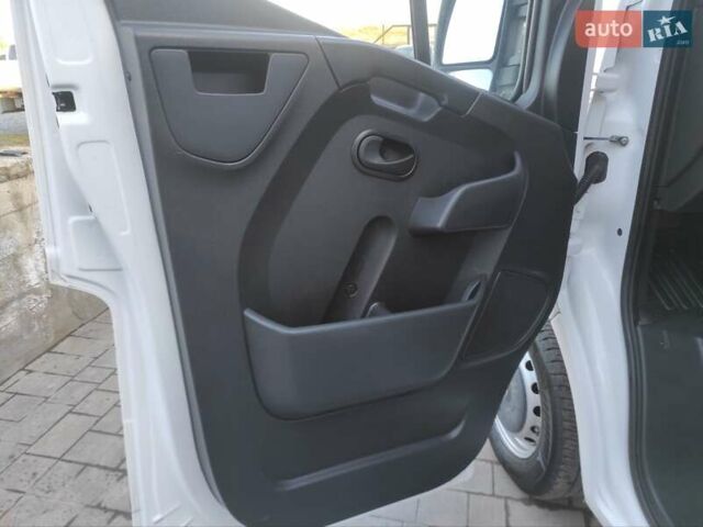 Білий Опель Movano, об'ємом двигуна 2.3 л та пробігом 178 тис. км за 16500 $, фото 14 на Automoto.ua