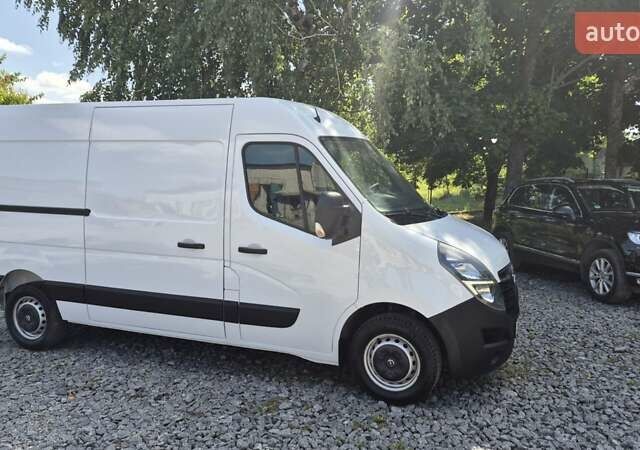Белый Опель Movano, объемом двигателя 2.3 л и пробегом 258 тыс. км за 16700 $, фото 1 на Automoto.ua