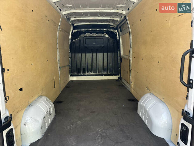 Білий Опель Movano, об'ємом двигуна 2.3 л та пробігом 290 тис. км за 19300 $, фото 29 на Automoto.ua