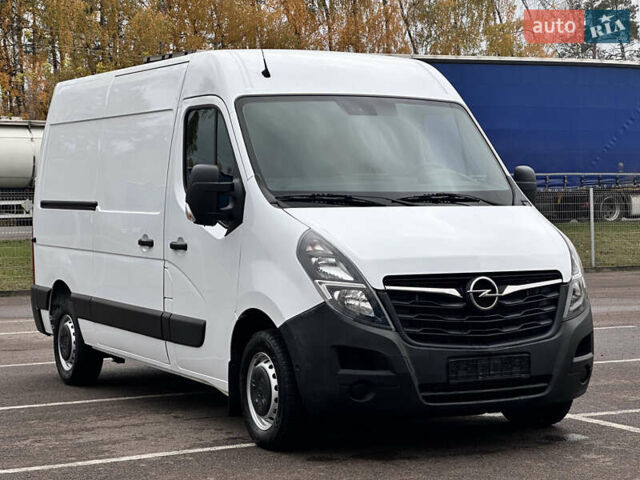 Белый Опель Movano, объемом двигателя 2.3 л и пробегом 225 тыс. км за 15999 $, фото 2 на Automoto.ua