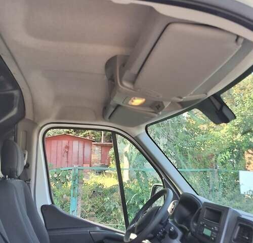 Белый Опель Movano, объемом двигателя 2.3 л и пробегом 227 тыс. км за 16200 $, фото 3 на Automoto.ua