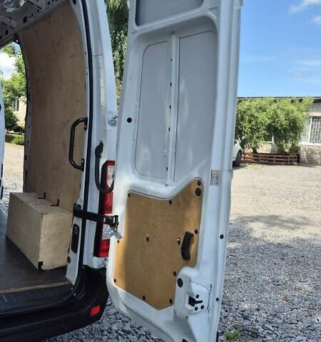 Белый Опель Movano, объемом двигателя 2.3 л и пробегом 258 тыс. км за 16700 $, фото 19 на Automoto.ua