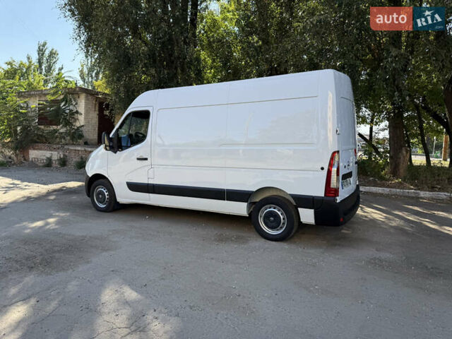 Белый Опель Movano, объемом двигателя 0 л и пробегом 195 тыс. км за 17900 $, фото 6 на Automoto.ua