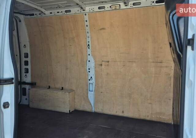 Білий Опель Movano, об'ємом двигуна 2.3 л та пробігом 258 тис. км за 16500 $, фото 9 на Automoto.ua