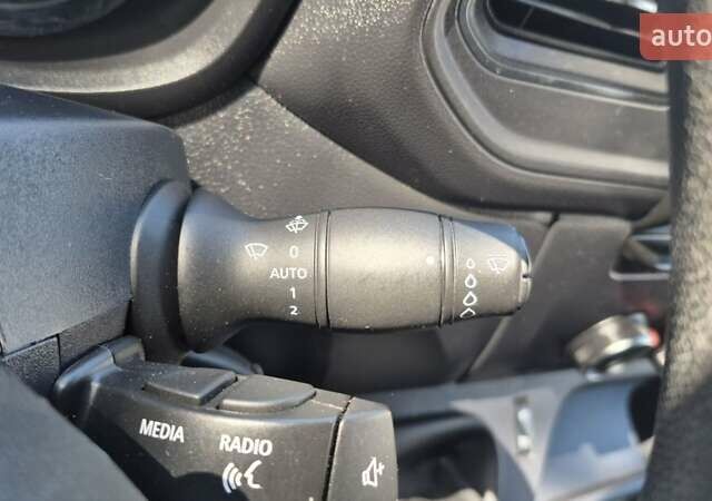 Белый Опель Movano, объемом двигателя 2.3 л и пробегом 258 тыс. км за 16700 $, фото 34 на Automoto.ua