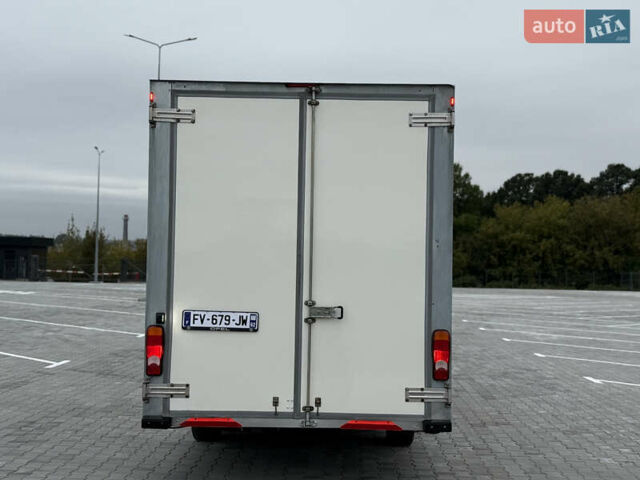 Белый Опель Movano, объемом двигателя 0 л и пробегом 240 тыс. км за 18700 $, фото 6 на Automoto.ua