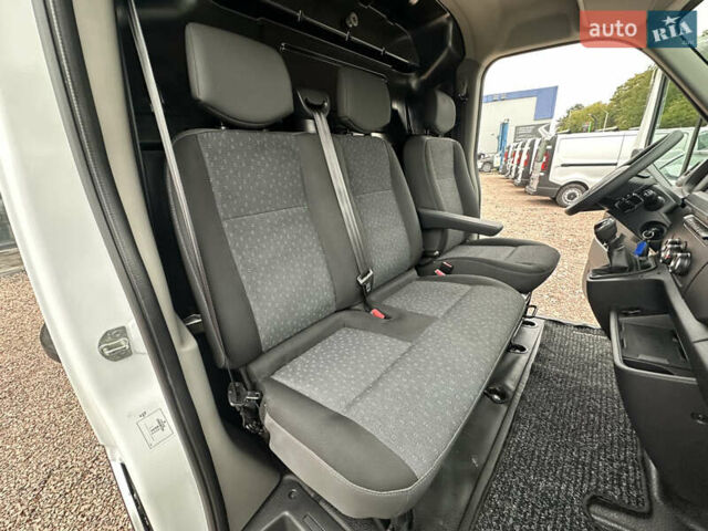 Белый Опель Movano, объемом двигателя 2.3 л и пробегом 185 тыс. км за 19500 $, фото 26 на Automoto.ua