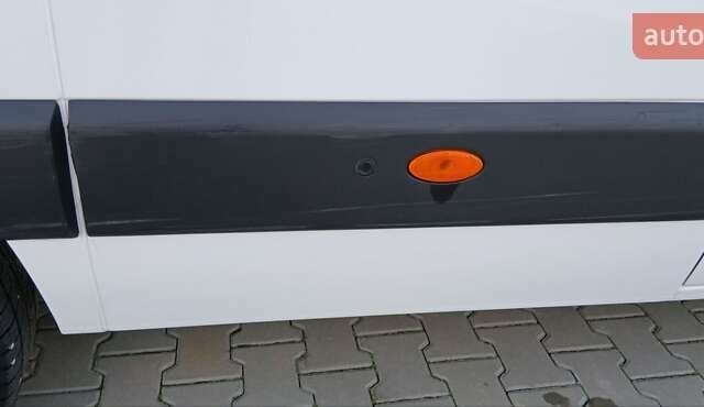 Белый Опель Movano, объемом двигателя 2.3 л и пробегом 263 тыс. км за 19800 $, фото 41 на Automoto.ua