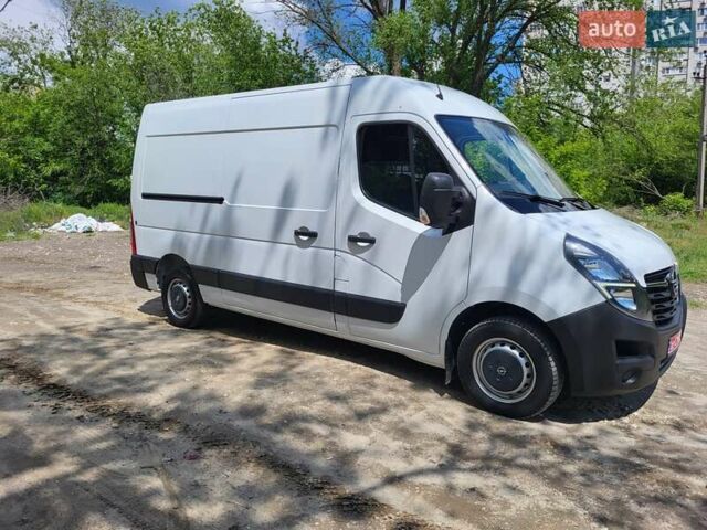 Белый Опель Movano, объемом двигателя 2.3 л и пробегом 196 тыс. км за 18700 $, фото 38 на Automoto.ua