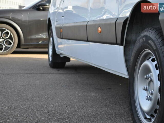 Белый Опель Movano, объемом двигателя 2.3 л и пробегом 301 тыс. км за 18500 $, фото 20 на Automoto.ua