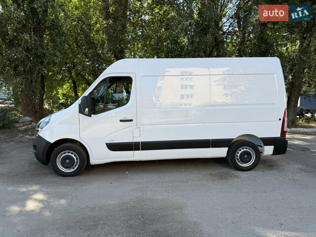 Белый Опель Movano, объемом двигателя 0 л и пробегом 195 тыс. км за 17900 $, фото 4 на Automoto.ua