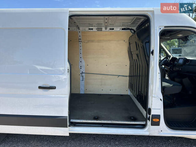 Білий Опель Movano, об'ємом двигуна 2.3 л та пробігом 290 тис. км за 19300 $, фото 25 на Automoto.ua