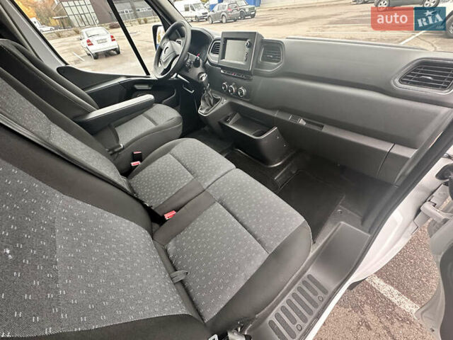 Белый Опель Movano, объемом двигателя 2.3 л и пробегом 225 тыс. км за 15999 $, фото 42 на Automoto.ua