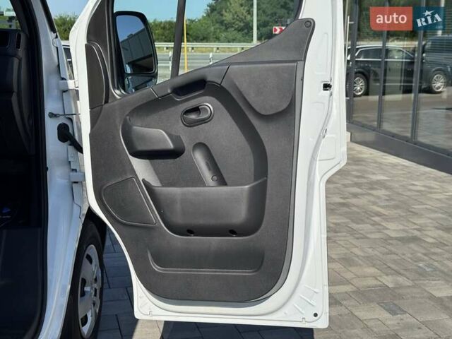 Білий Опель Movano, об'ємом двигуна 2.3 л та пробігом 147 тис. км за 20500 $, фото 24 на Automoto.ua