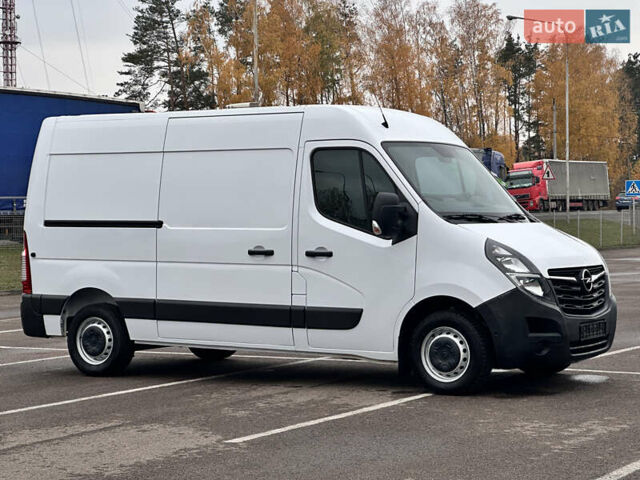 Белый Опель Movano, объемом двигателя 2.3 л и пробегом 225 тыс. км за 15999 $, фото 4 на Automoto.ua