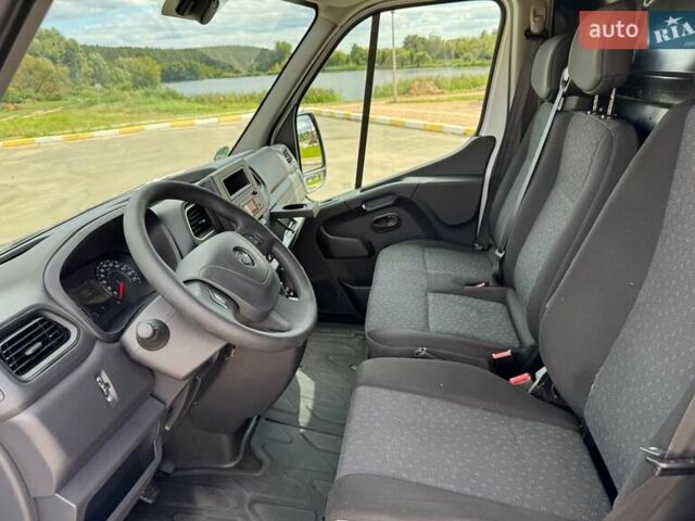Білий Опель Movano, об'ємом двигуна 2.3 л та пробігом 216 тис. км за 18700 $, фото 28 на Automoto.ua