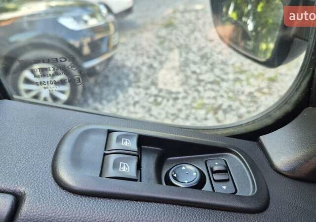 Белый Опель Movano, объемом двигателя 2.3 л и пробегом 258 тыс. км за 16700 $, фото 21 на Automoto.ua