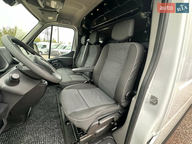 Белый Опель Movano, объемом двигателя 2.3 л и пробегом 185 тыс. км за 19500 $, фото 19 на Automoto.ua