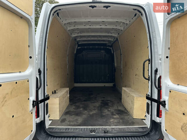 Белый Опель Movano, объемом двигателя 2.3 л и пробегом 185 тыс. км за 19500 $, фото 31 на Automoto.ua