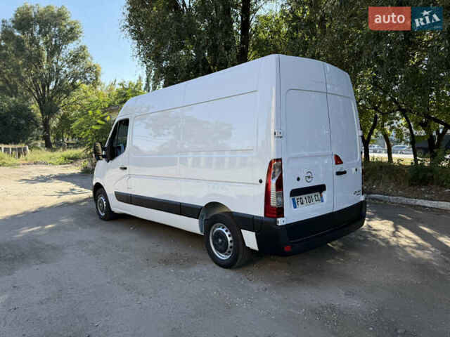 Белый Опель Movano, объемом двигателя 0 л и пробегом 195 тыс. км за 17900 $, фото 7 на Automoto.ua