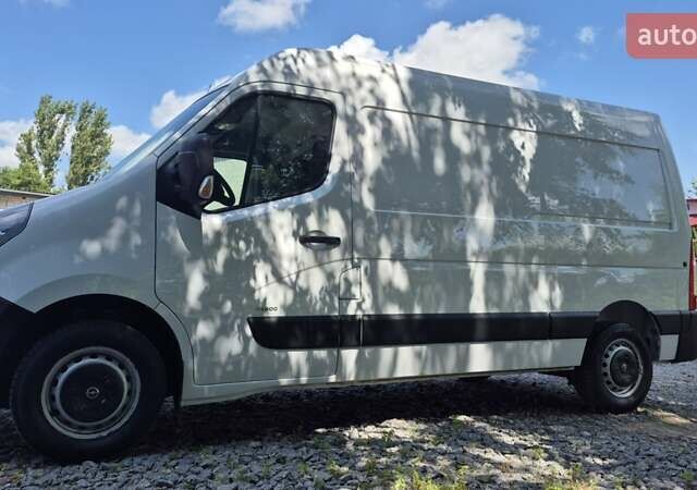 Белый Опель Movano, объемом двигателя 2.3 л и пробегом 258 тыс. км за 16700 $, фото 49 на Automoto.ua