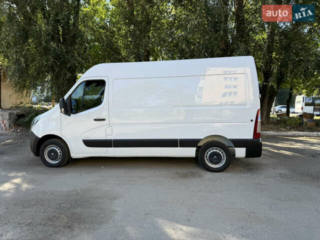 Белый Опель Movano, объемом двигателя 0 л и пробегом 195 тыс. км за 17900 $, фото 5 на Automoto.ua