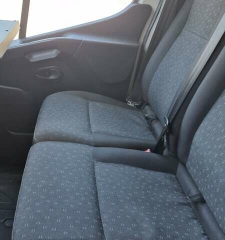 Белый Опель Movano, объемом двигателя 2.3 л и пробегом 258 тыс. км за 16700 $, фото 33 на Automoto.ua