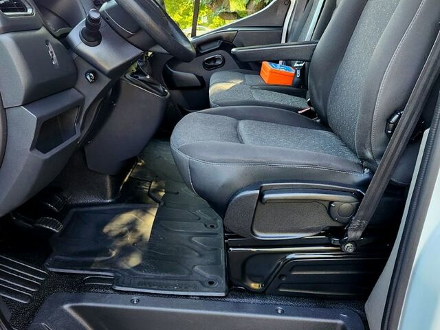 Белый Опель Movano, объемом двигателя 2.3 л и пробегом 163 тыс. км за 22200 $, фото 7 на Automoto.ua