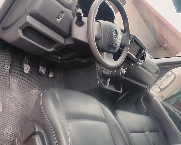 Білий Опель Movano, об'ємом двигуна 2.3 л та пробігом 132 тис. км за 20900 $, фото 4 на Automoto.ua