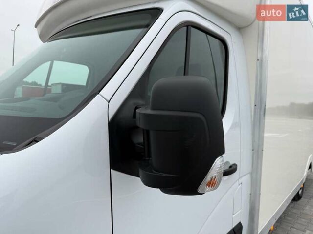 Белый Опель Movano, объемом двигателя 2.3 л и пробегом 241 тыс. км за 18999 $, фото 1 на Automoto.ua