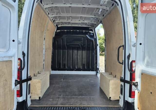 Белый Опель Movano, объемом двигателя 2.3 л и пробегом 258 тыс. км за 16700 $, фото 17 на Automoto.ua