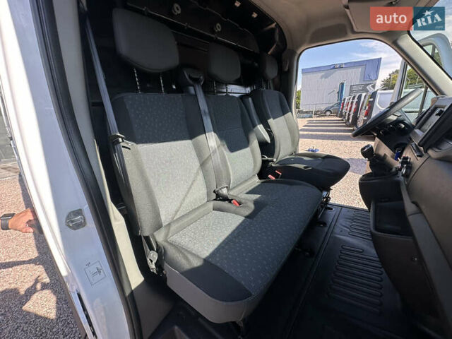 Білий Опель Movano, об'ємом двигуна 2.3 л та пробігом 290 тис. км за 19300 $, фото 23 на Automoto.ua
