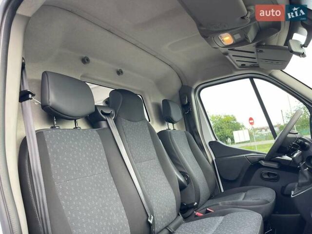 Белый Опель Movano, объемом двигателя 0 л и пробегом 175 тыс. км за 19999 $, фото 27 на Automoto.ua