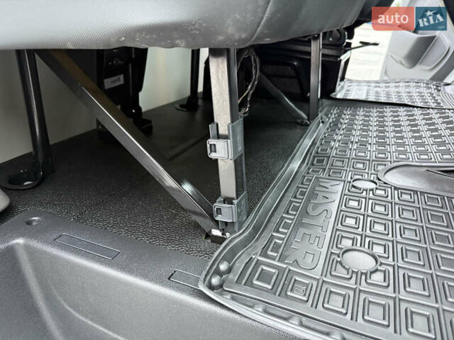 Белый Опель Movano, объемом двигателя 0 л и пробегом 240 тыс. км за 18700 $, фото 36 на Automoto.ua