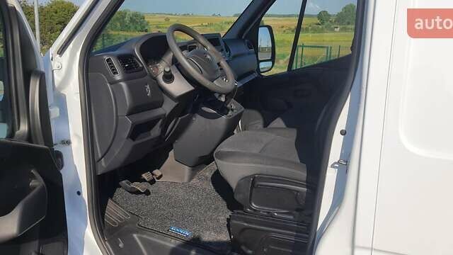 Белый Опель Movano, объемом двигателя 2.3 л и пробегом 78 тыс. км за 18200 $, фото 9 на Automoto.ua