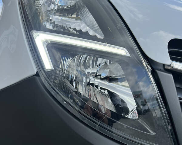 Опель Movano 2021 у Дніпро (Дніпропетровську) на Automoto.ua Білий Опель Movano, об'ємом двигуна 2.3 л та пробігом 255 тис. км за 19300 $, фото 30 на Automoto.ua
