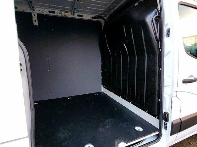 Белый Опель Movano, объемом двигателя 2.3 л и пробегом 186 тыс. км за 17900 $, фото 8 на Automoto.ua