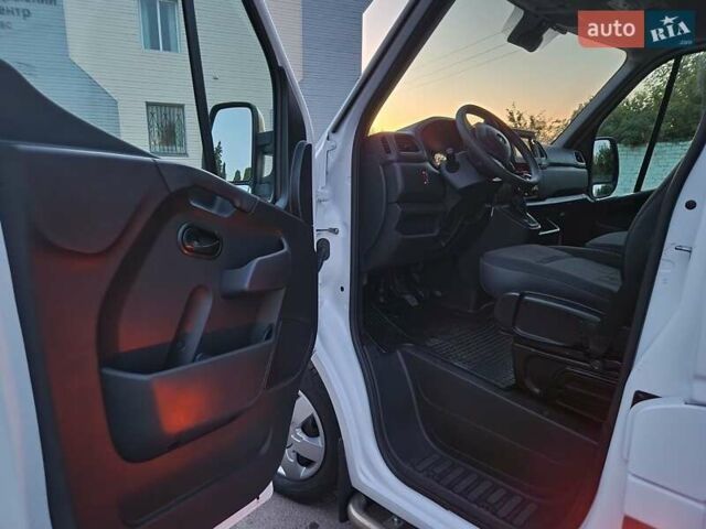 Белый Опель Movano, объемом двигателя 2.3 л и пробегом 122 тыс. км за 20900 $, фото 30 на Automoto.ua