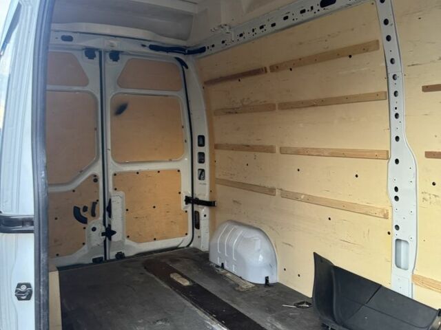 Білий Опель Movano, об'ємом двигуна 0 л та пробігом 104 тис. км за 13800 $, фото 3 на Automoto.ua