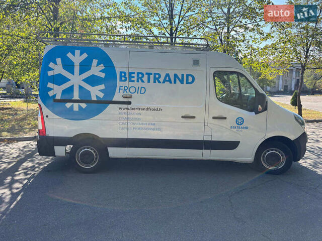 Белый Опель Movano, объемом двигателя 2.3 л и пробегом 90 тыс. км за 19990 $, фото 5 на Automoto.ua